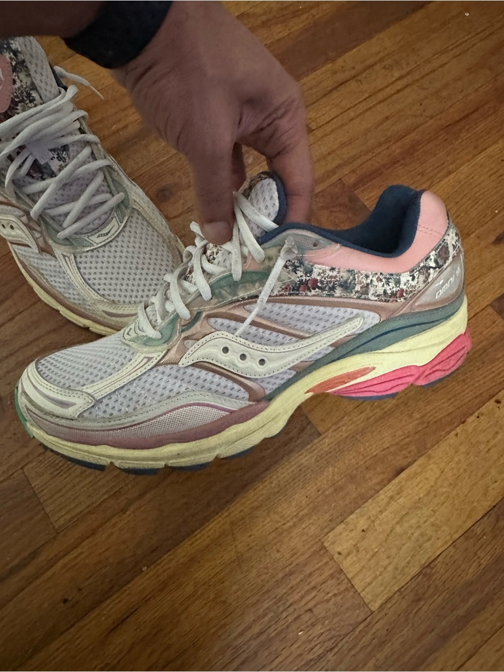 Saucony men's Multicolor Floral Mesh Running Sneakers - Picture 3 of 4